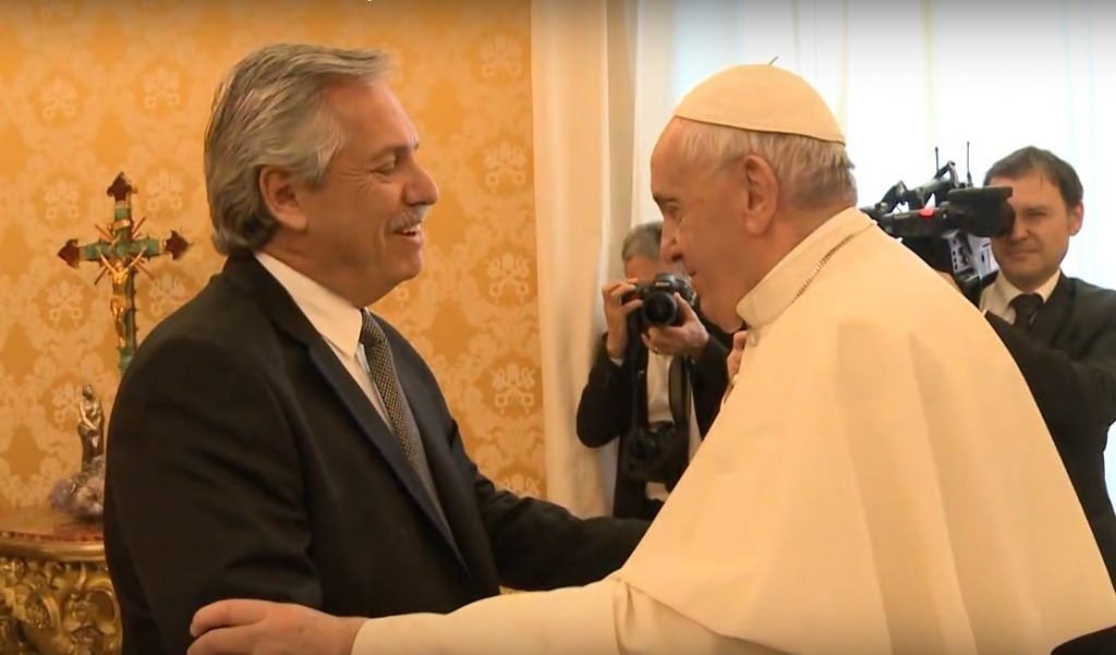 “Mientras gobernó Perón, otra era la realidad Argentina”: Fernández le respondió al papa Francisco