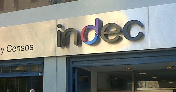 Indec: una familia necesitó casi $500.000 para no ser pobre en diciembre